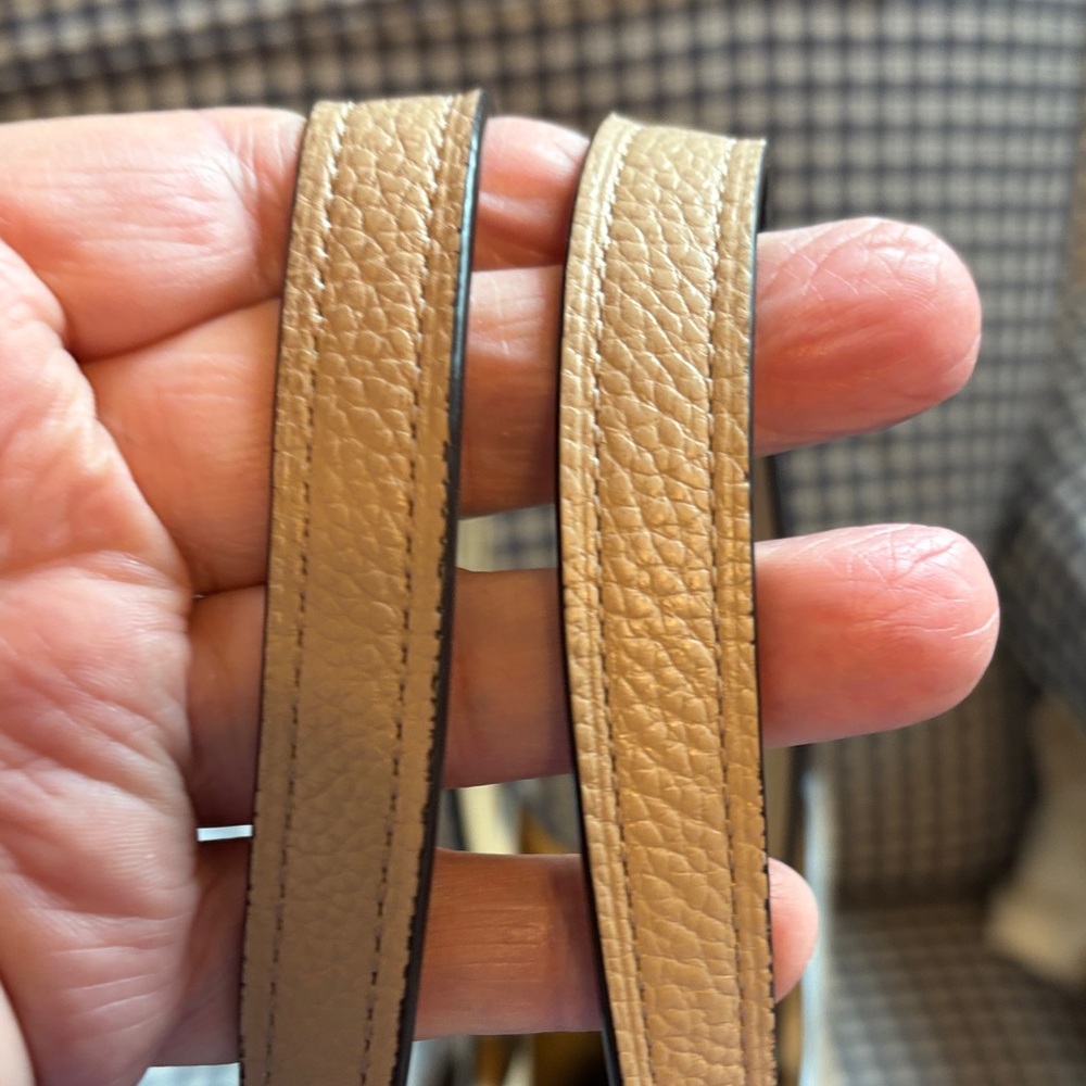 Coach swagger turnlock Tan Pebbled Leather carryall with Gold Hardware - Picture 8 of 16